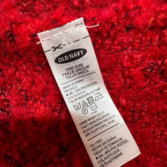 Red Old Navy Scarf--one size - Picture 3 of 6